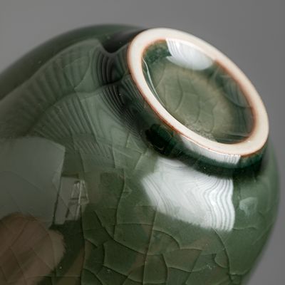 Handgefertigter Gaiwan grünes Seladon