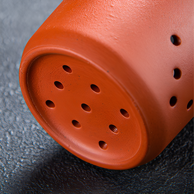 Handgefertigter Teebecher mit Sieb