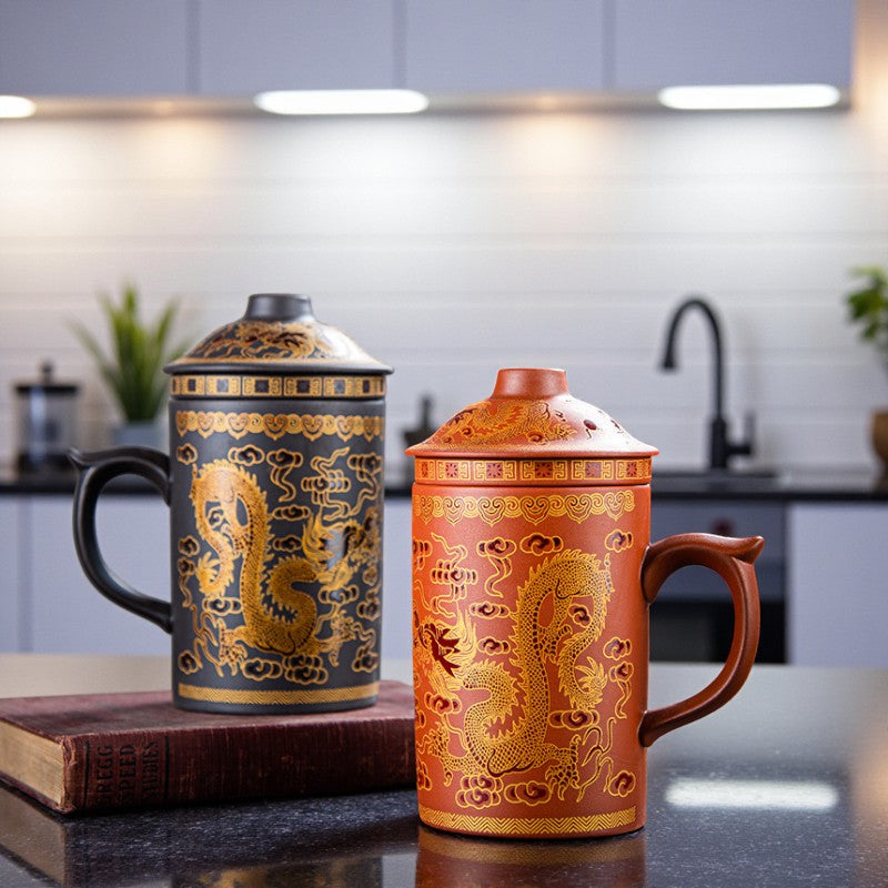 Handgefertigter Teebecher mit Sieb