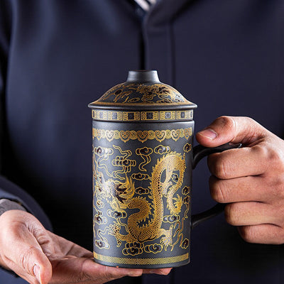 Handgefertigter Teebecher mit Sieb