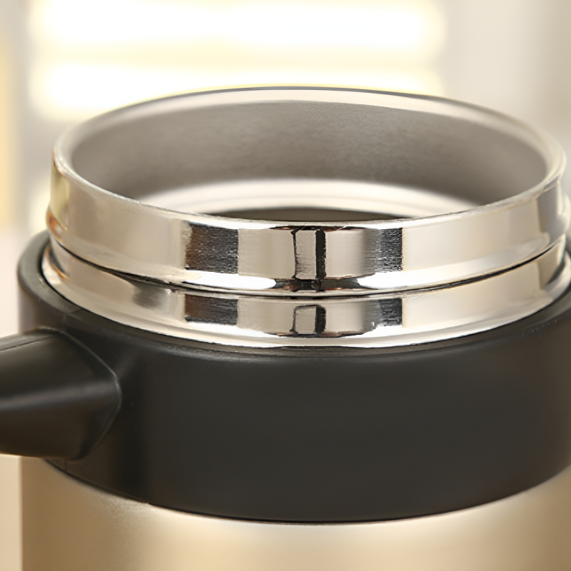 Isolierter Becher Teefilter