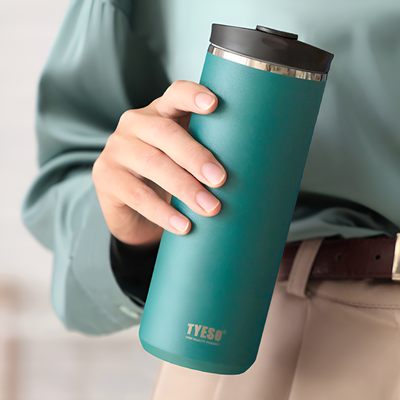 Isolierter Reisebecher