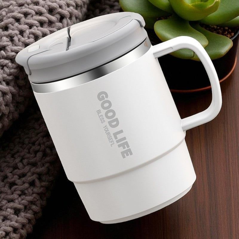 Isolierter Teekanne Becher