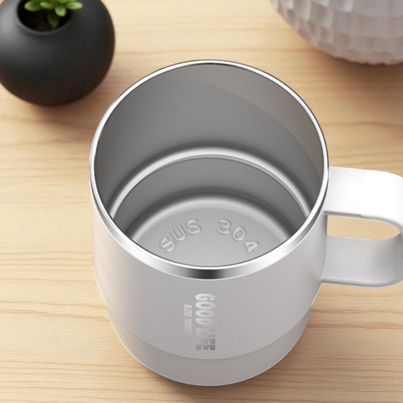 Isolierter Teekanne Becher