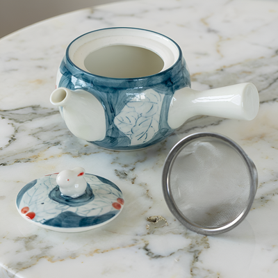 Japanische Porzellan-Teekanne