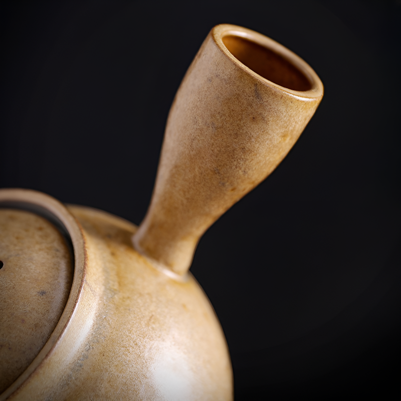 Japanische Steinzeug-Teekanne