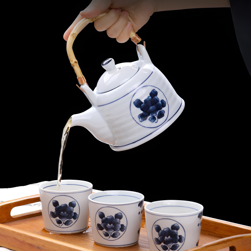 Japanisches Teeservice blau-weiß