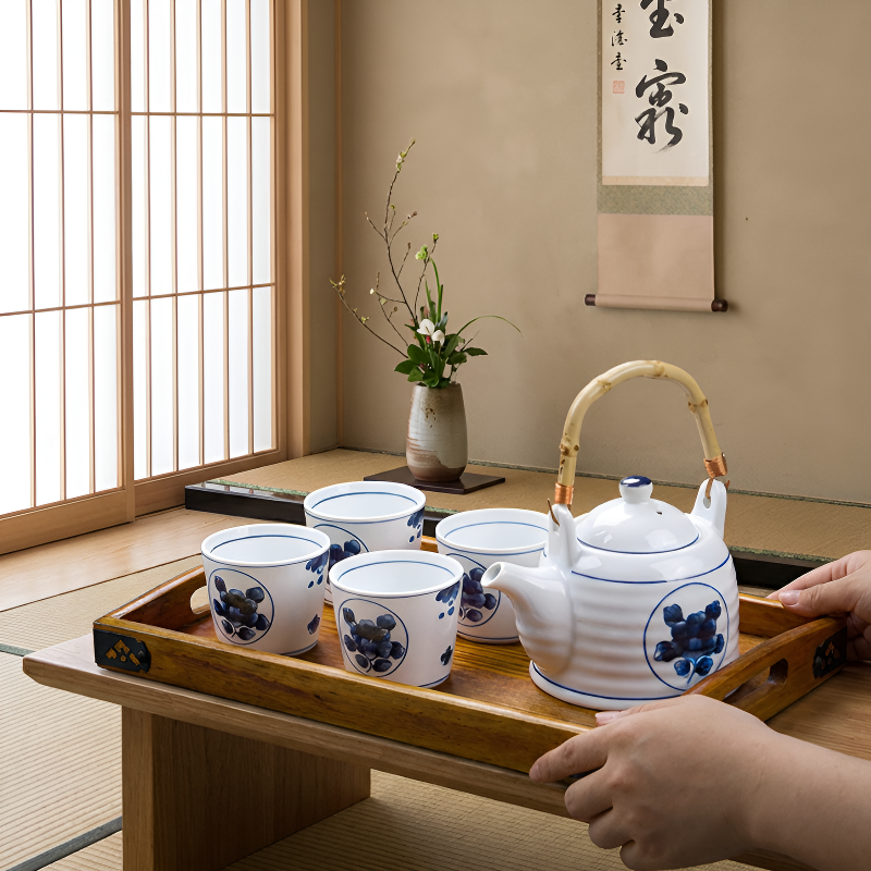 Japanisches Teeservice blau-weiß