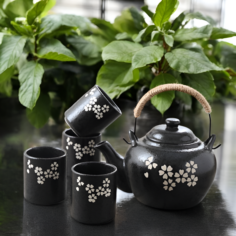 Japanisches Teeset Kirschblüten