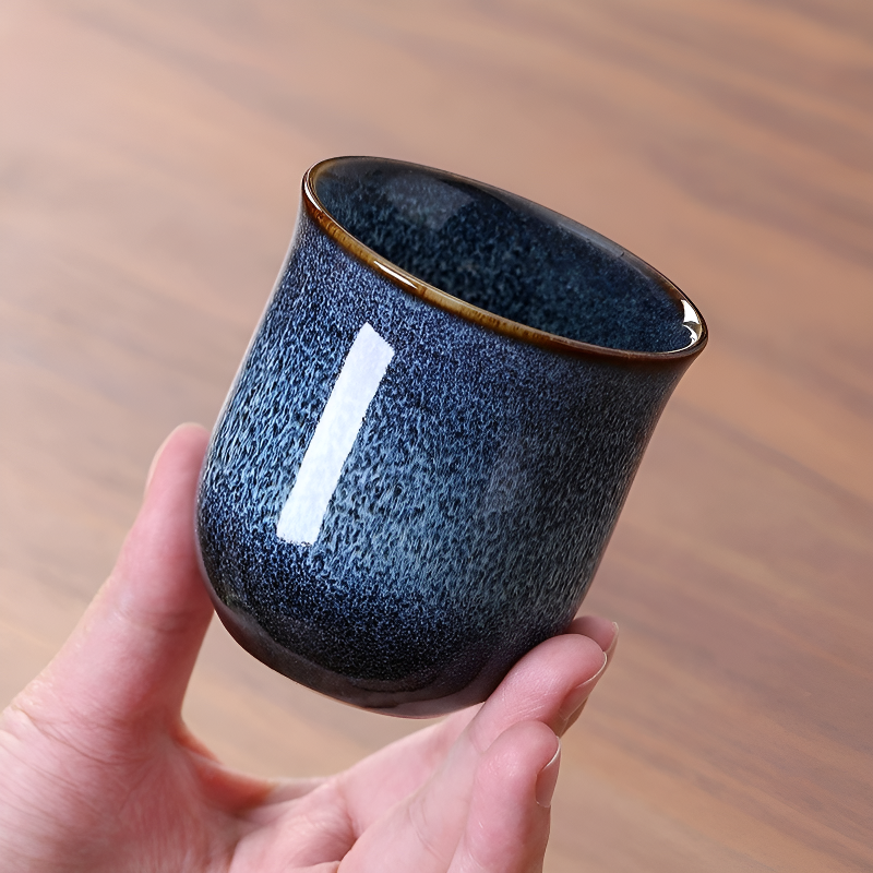 Japanisches Teeset mit Tablett