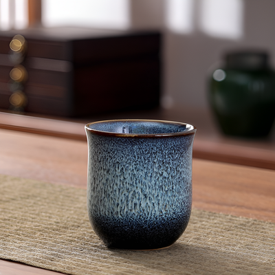 Japanisches Teeset mit Tablett