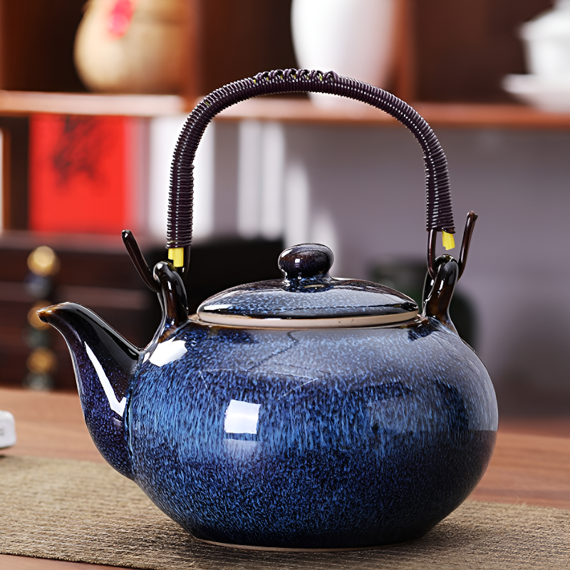 Japanisches Teeset mit Tablett