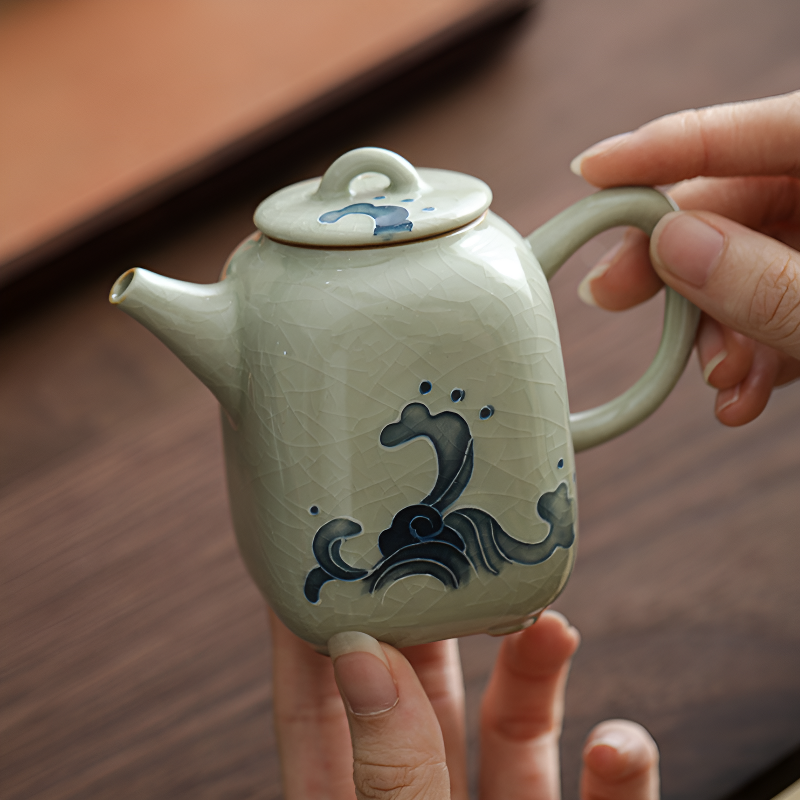 Keramik Teekanne blaue Muster