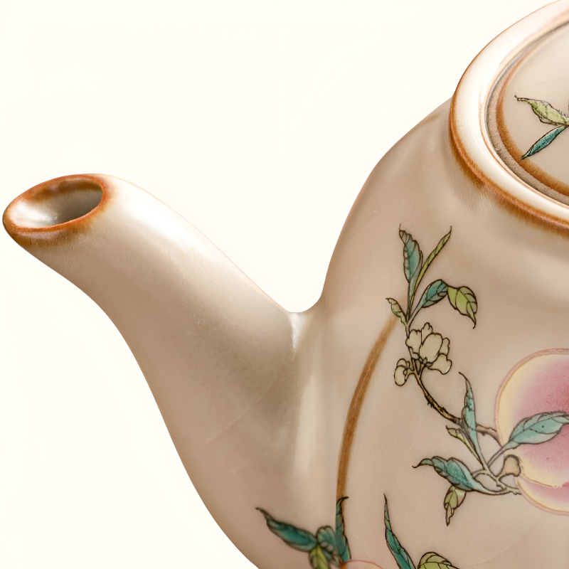 Keramik-Teekanne mit Pfingstrosen