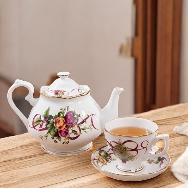 Klassisches englisches Teeservice