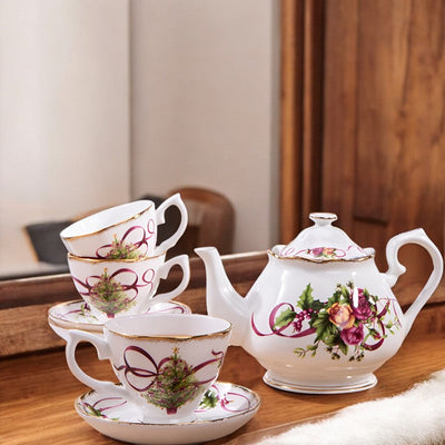 Klassisches englisches Teeservice