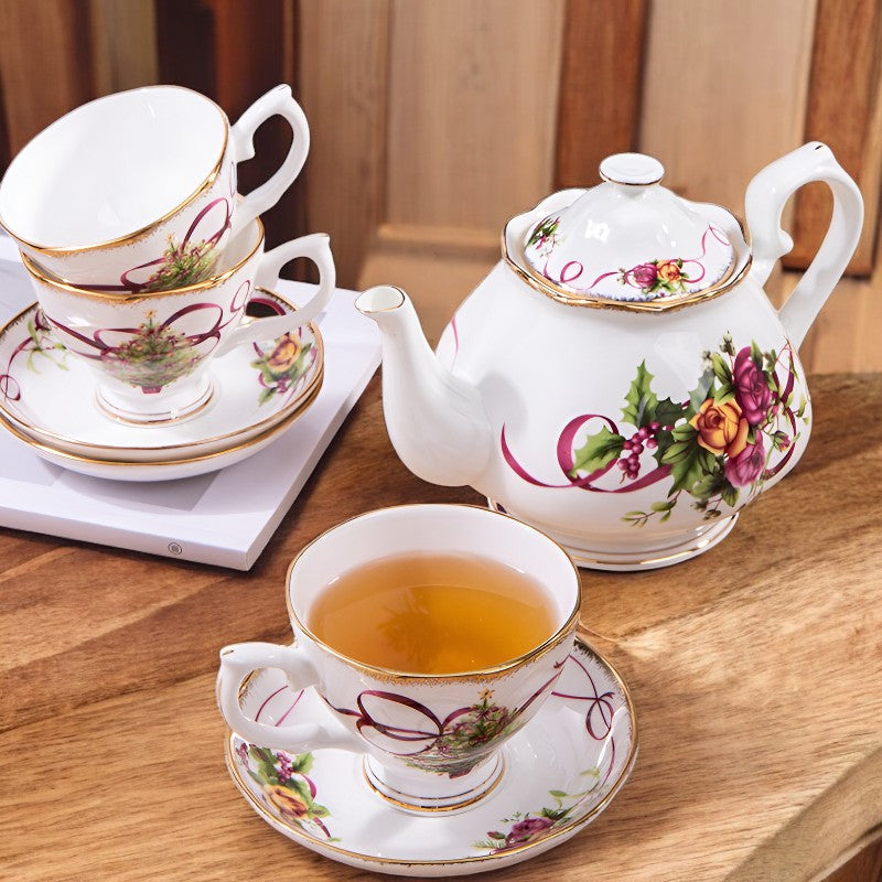 Klassisches englisches Teeservice