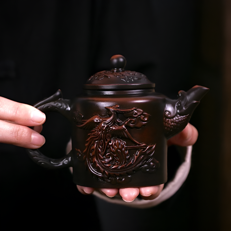 Kleine antike Teekanne