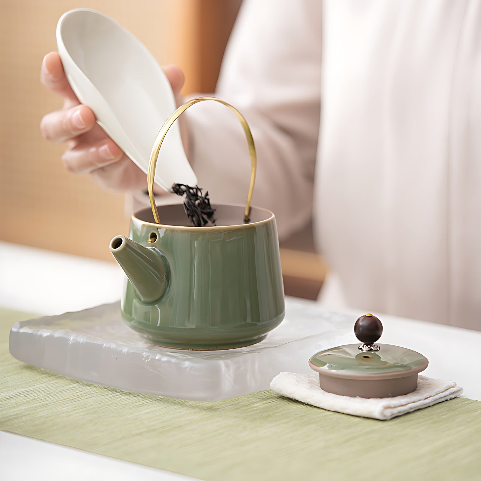 Kleine Teekanne Mit Stövchen