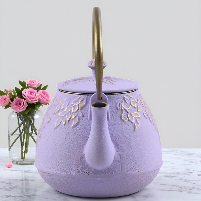 Lila Gusseisen Teekanne