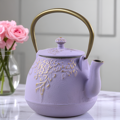 Lila Gusseisen Teekanne