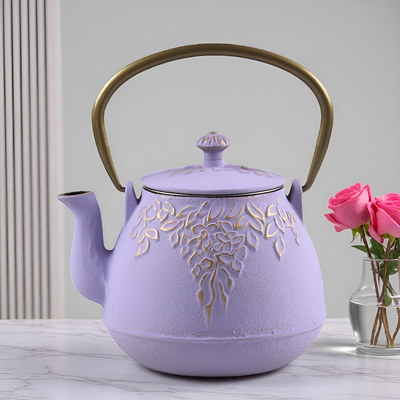 Lila Gusseisen Teekanne