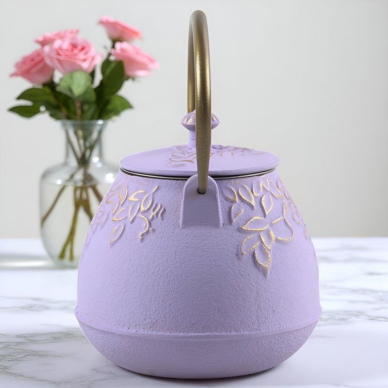 Lila Gusseisen Teekanne