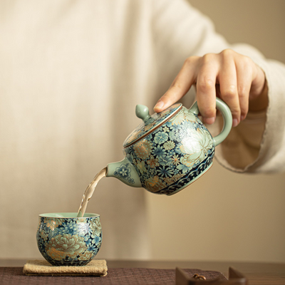 Moderne Keramik Teekanne