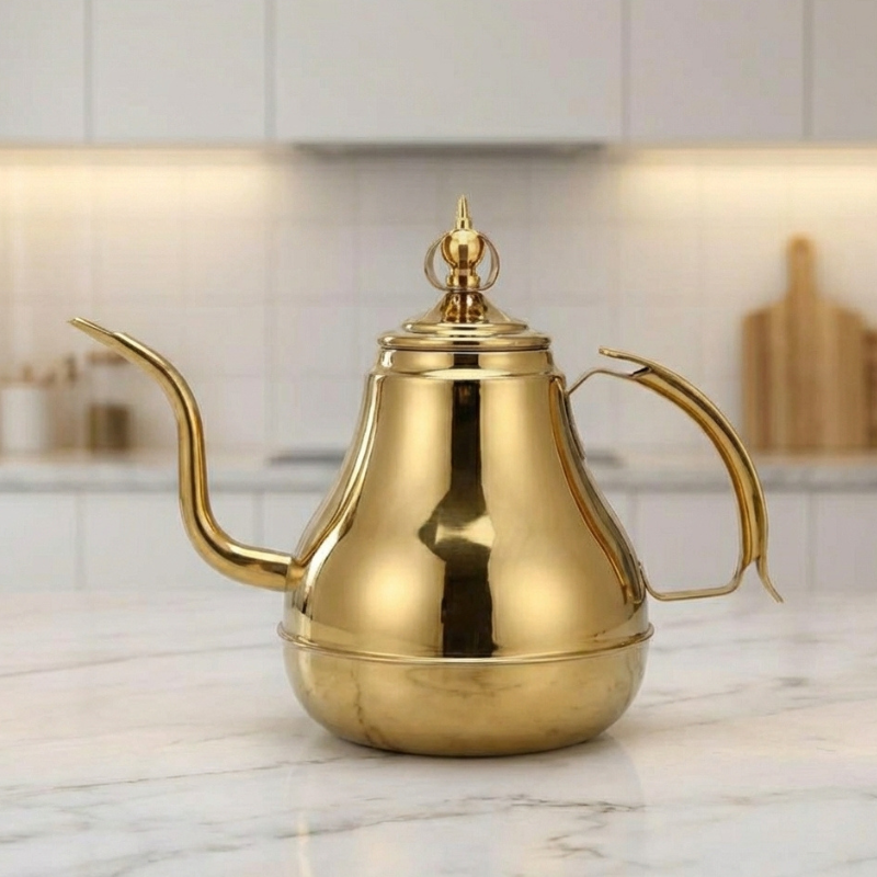 Orientalische moderne Teekanne