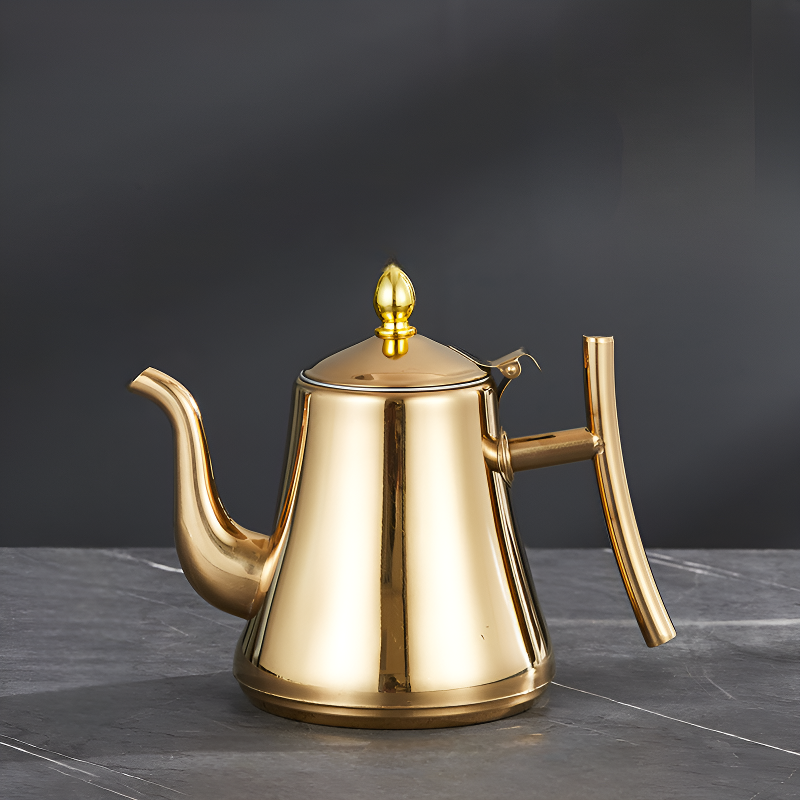 Orientalische Teekanne mit Sieb