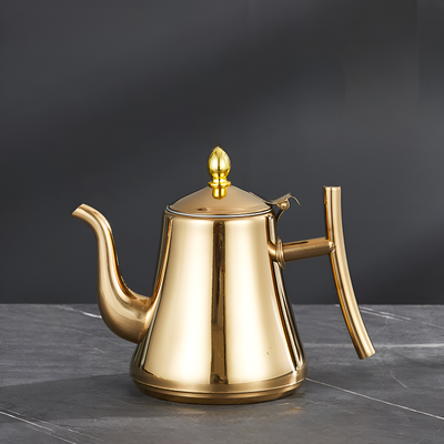 Orientalische Teekanne mit Sieb