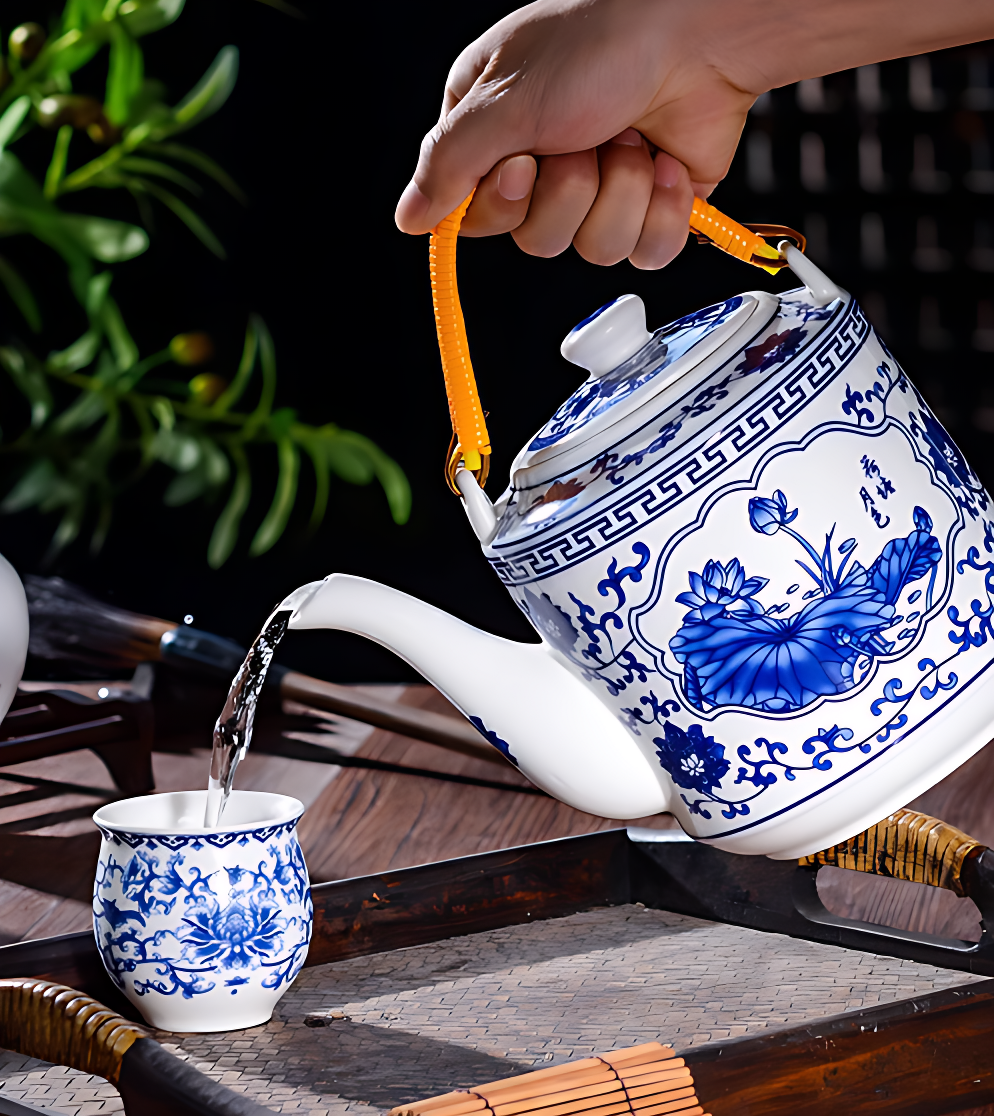 Porzellan Teekanne Retro