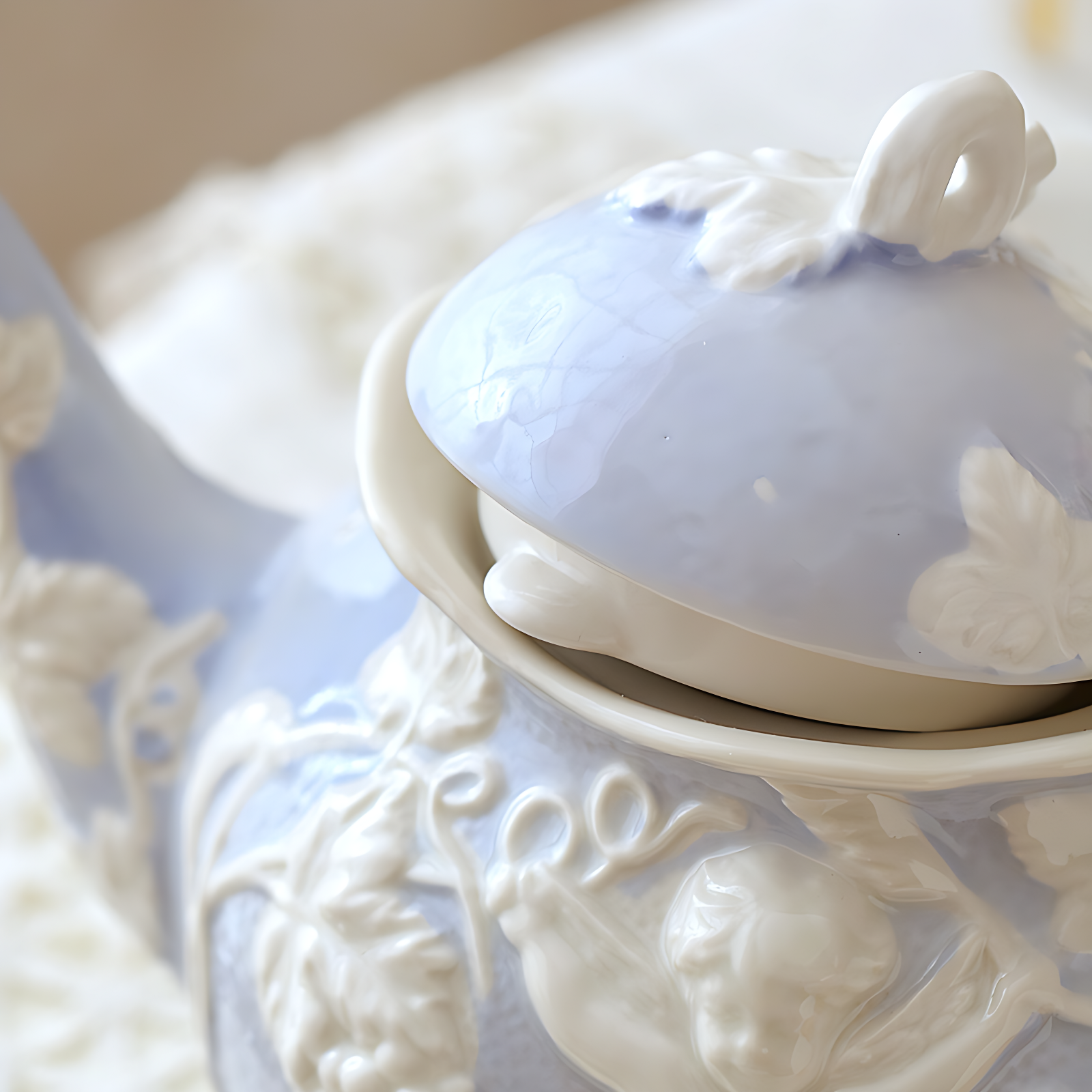 Porzellan Teekanne Rosa