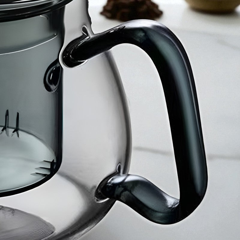 Schöne Glas Teekanne