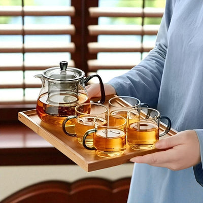 Schöne Glas Teekanne