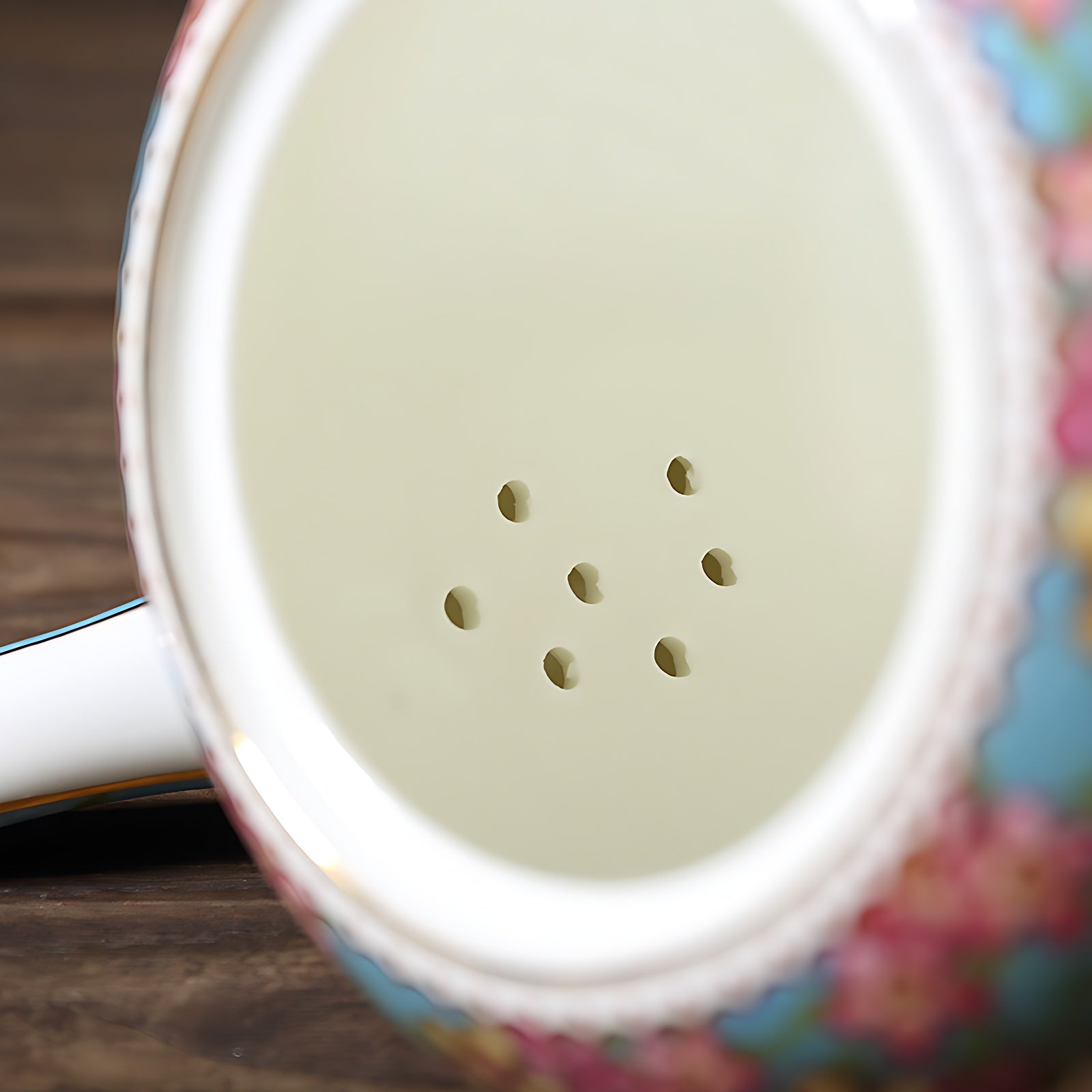 Schöne Teekanne Porzellan