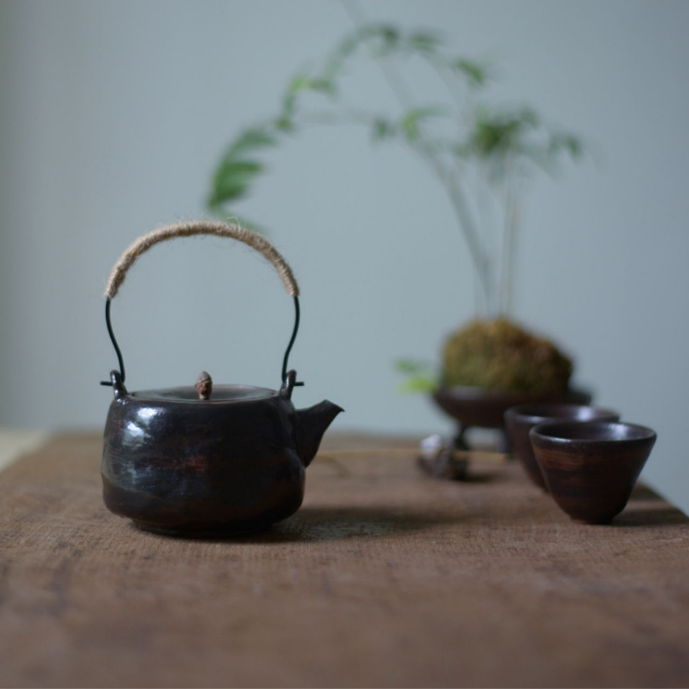 Schwarzes Porzellan Teekanne Antik