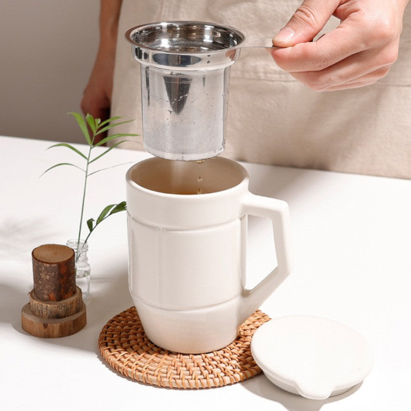 Teefilter mit Tasse