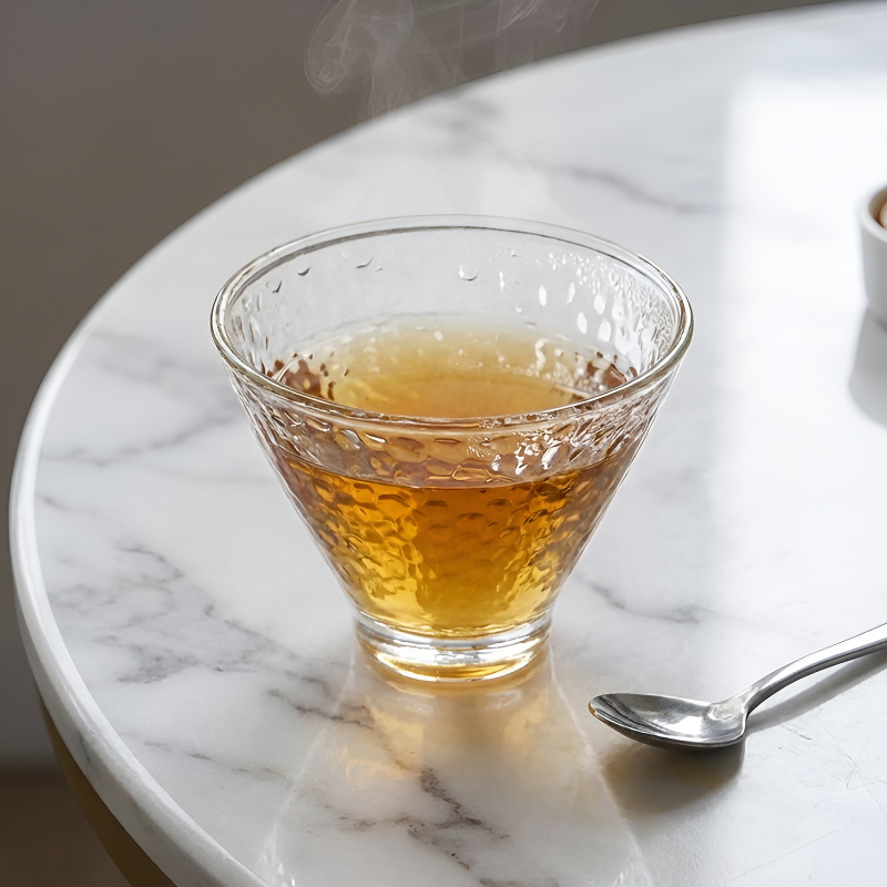 Teeglas originelles Design