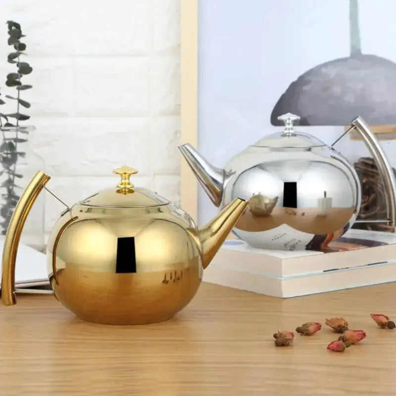 Teekanne Isoliert Edelstahl