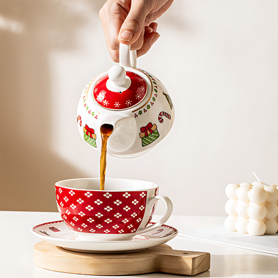 Teekanne Mit Tasse Rot Gemustert