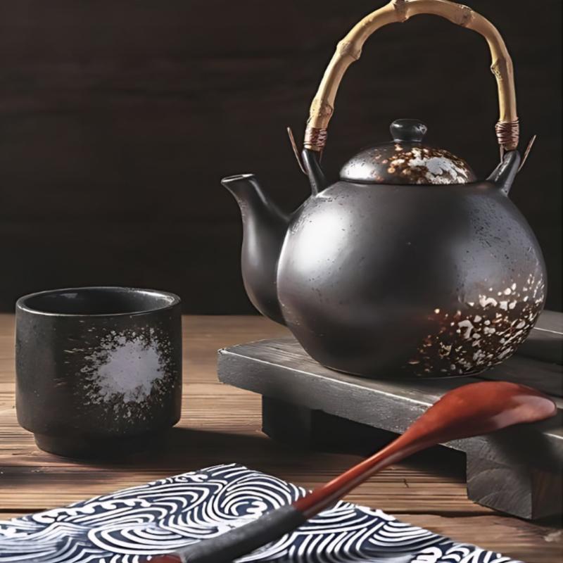 Teekanne Schwarz Japanisch