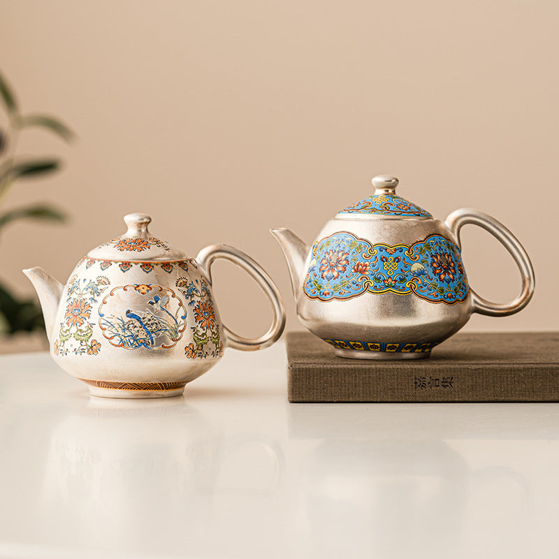 Teekannen Mit Tassen