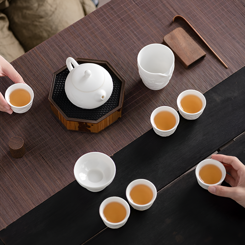 Teeservice Porzellan weiß