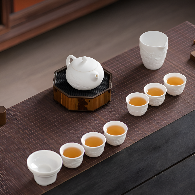 Teeservice Porzellan weiß