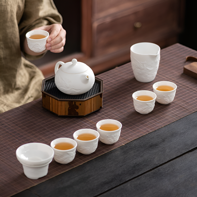 Teeservice Porzellan weiß