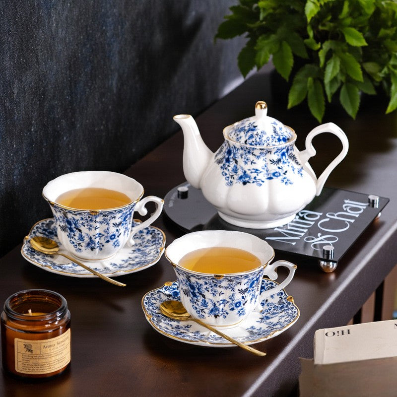 Teeservice Porzellan weiß und blau