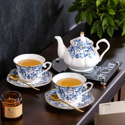 Teeservice Porzellan weiß und blau