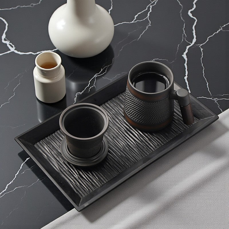 Teetasse mit Sieb aus Terrakotta