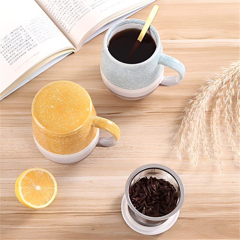 Teetasse mit Sieb Keramik